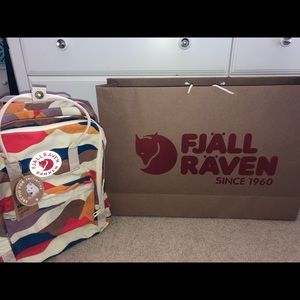 Meet your Posher, Kj